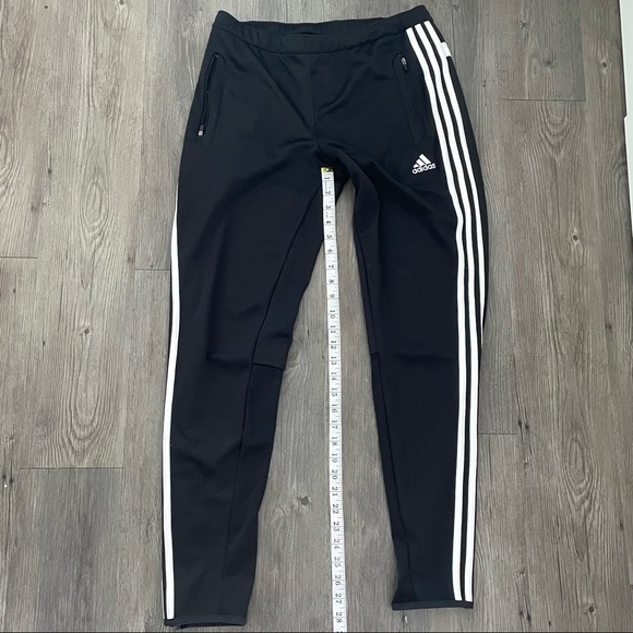 Adidas Climacool Tapered Joggers with Ankle Zip - Picture 4 of 9